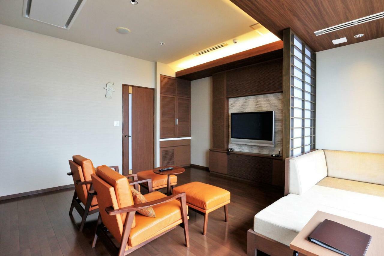 Amane Resort Seikai Beppu Eksteriør billede A living room in a Japanese house